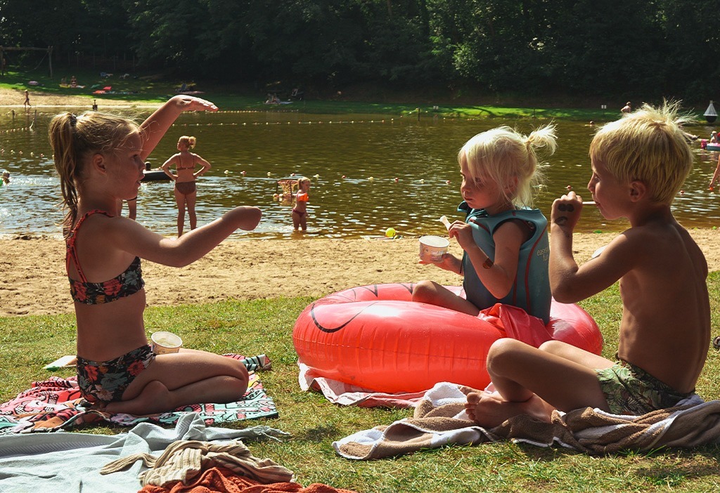 natuurlijk-heidepark-strand-water-zomer