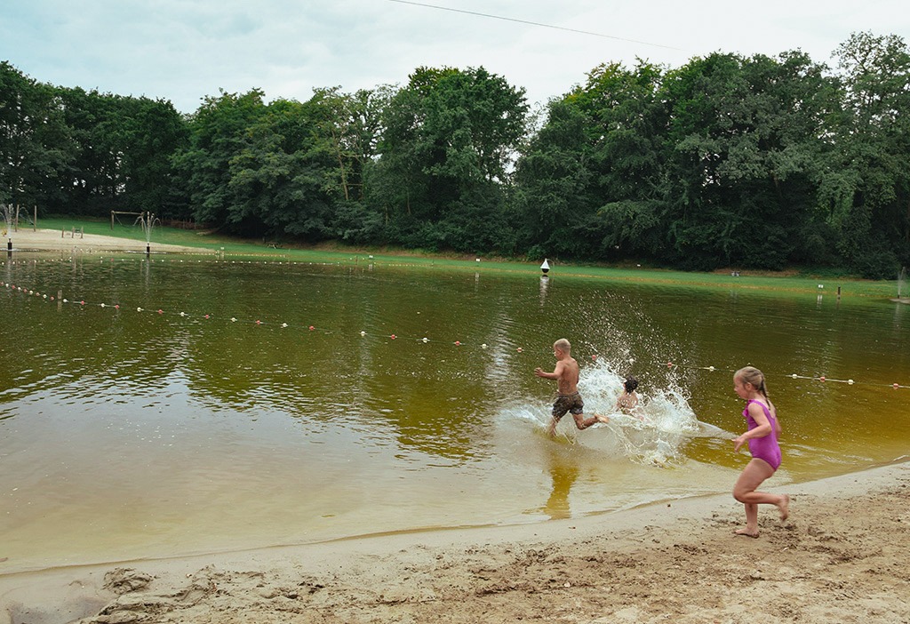 natuurlijk-heidepark-zwemmen-rennen